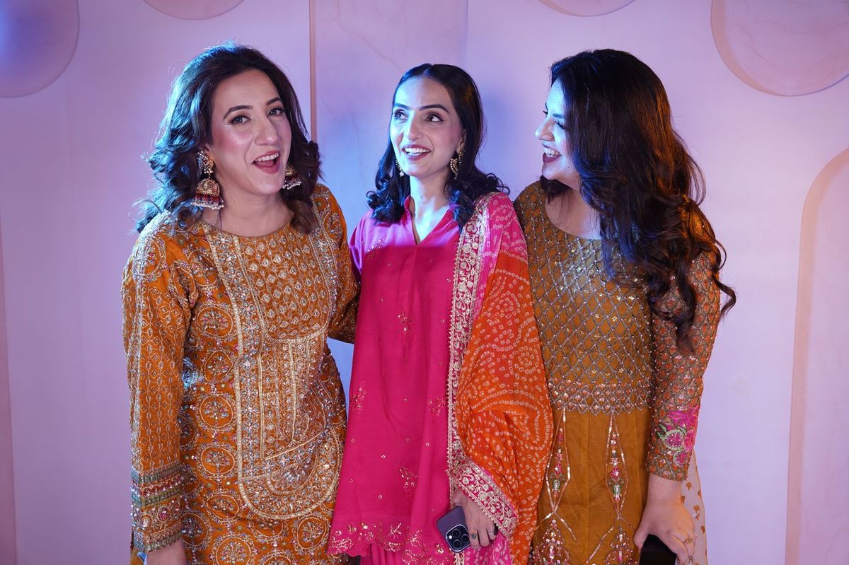 Guests dressed for a mehndi