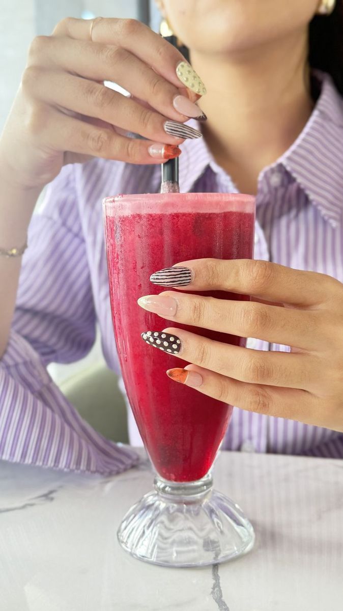 Nail art out at a cafe